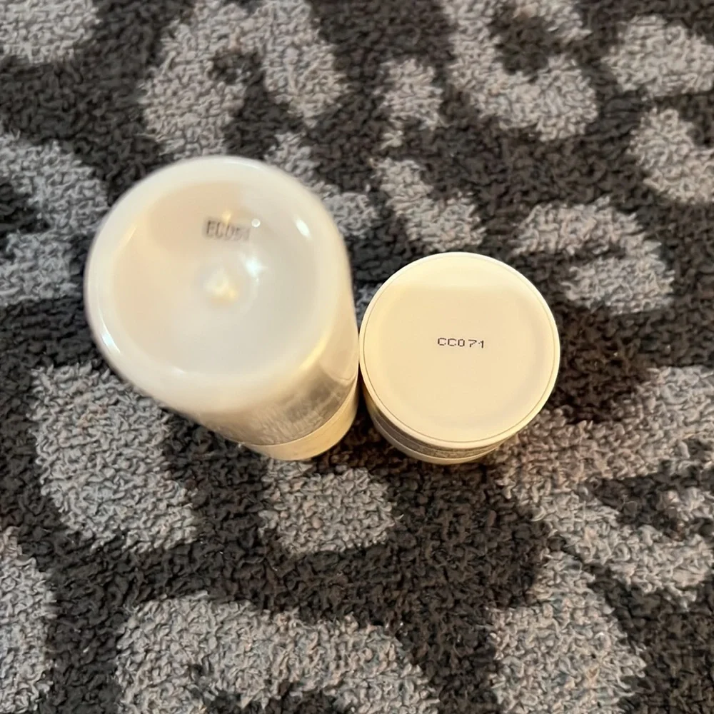 Dezi Skin DEW ME FRESCA  Two Piece Travel Set